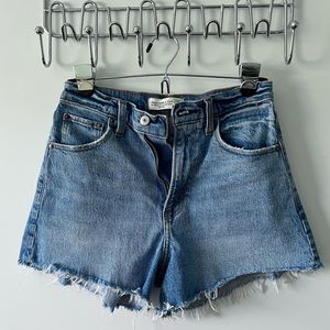 Abercrombie and Fitch High Rise 90s Cuttoff Short, Size 2 (Waist size 26)